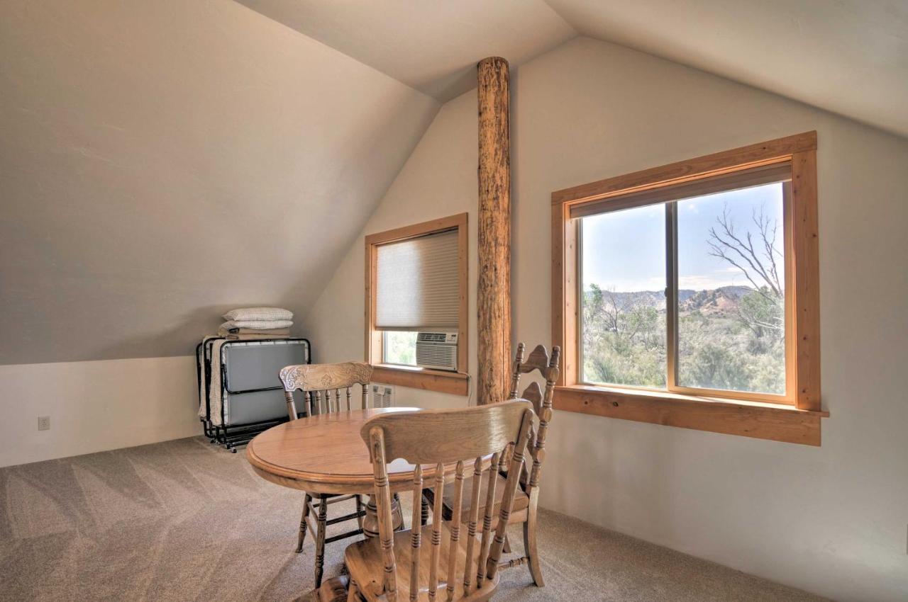 Cozy Henrieville Cabin 18 Mi To Bryce Canyon Np! 外观 照片